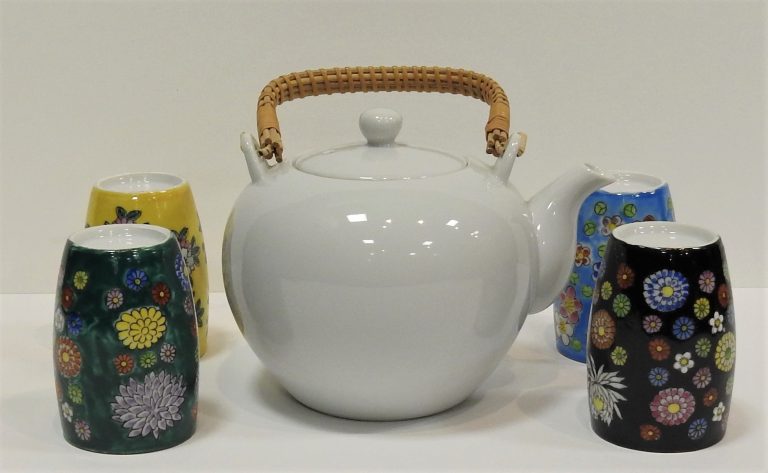 Japanese Teapot and Cups, ca 1990. Generously Loaned by Cynthia Aki and the Golden Lotus Foundation.