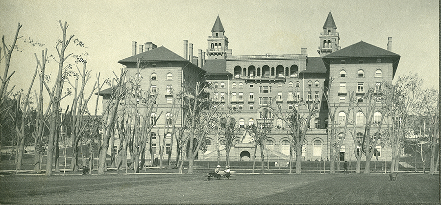 West facing side of the Antlers Hotel, ca. 1915. CSPM Collection