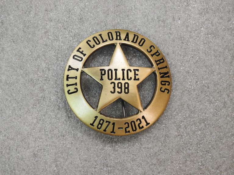 The Sesquicentennial commemorative police badge gifted to the CSPM.